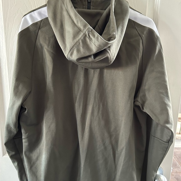 Nike jacket - Picture 6 of 6